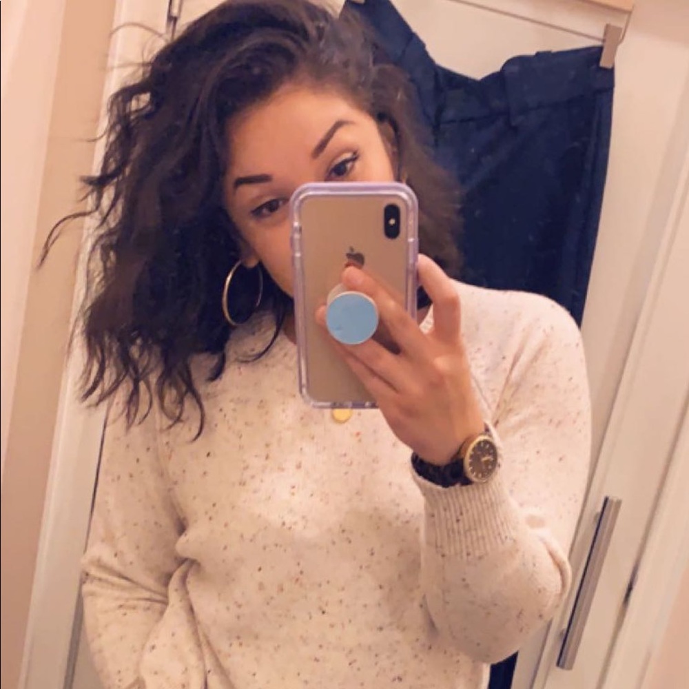 Meet your Posher, Elsy